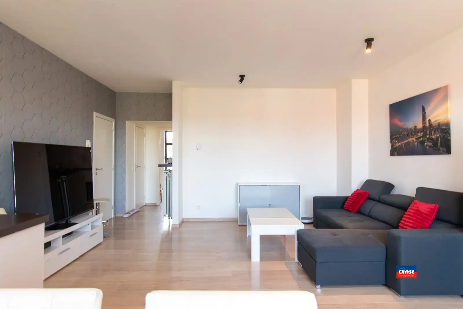 Appartement met 2 slpks | terras | garage foto 4