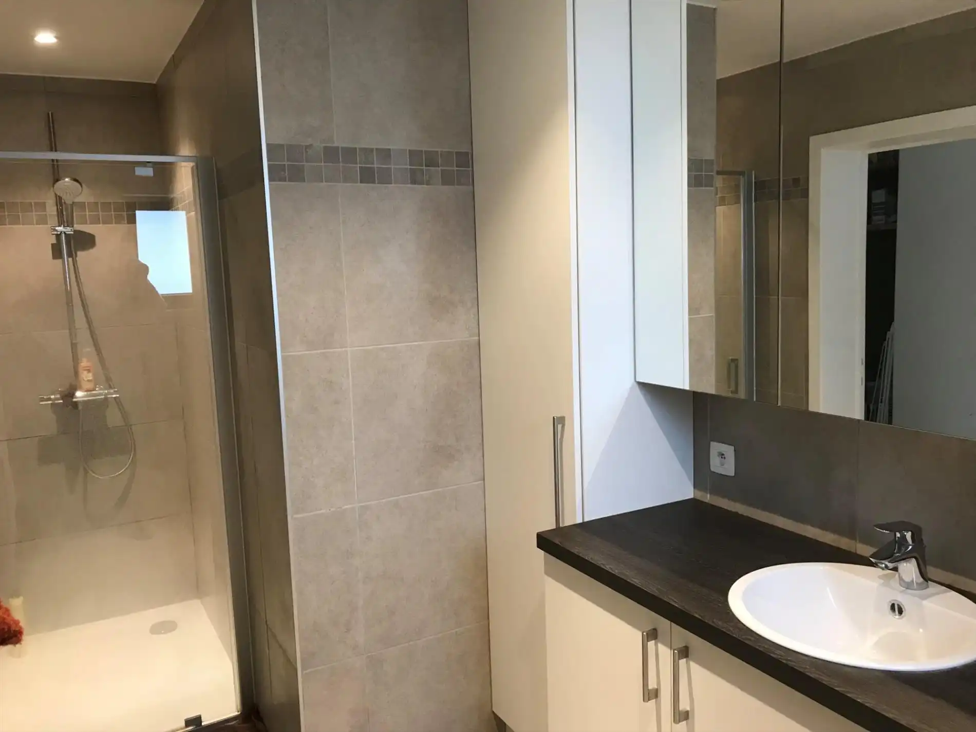 Uiterst ruim, energiezuinig appartement met groot terras foto 6