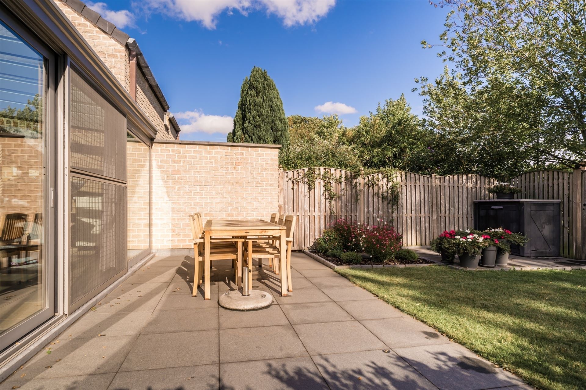 Rustig gelegen gezinswoning met 3 slpks en tuin. foto 22