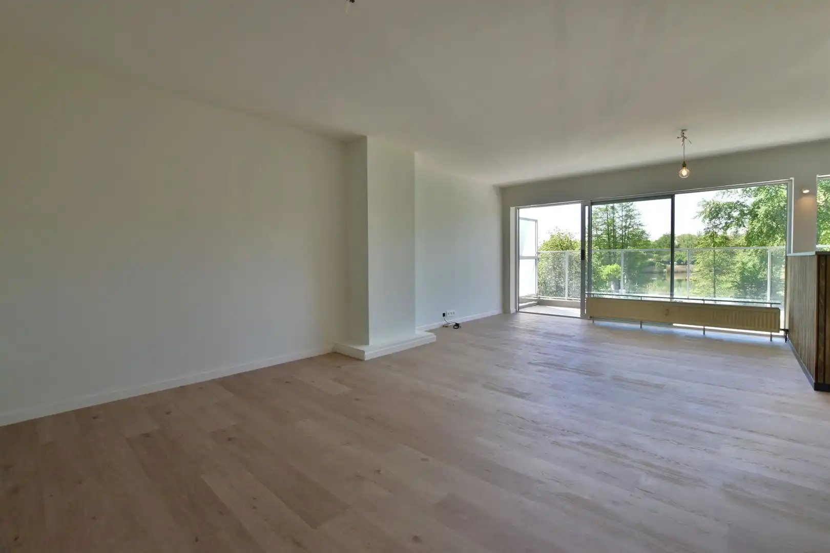 Stijlvol vernieuwd appartement met uniek zicht op de Brusselse Forten foto 14