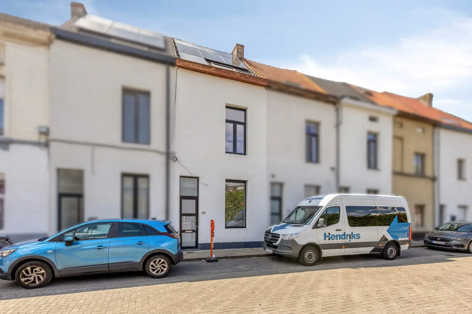 Instapklare, energiezuinige woning met 3 slaapkamers op toplocatie in Ledeberg foto {{pictureIndex}}