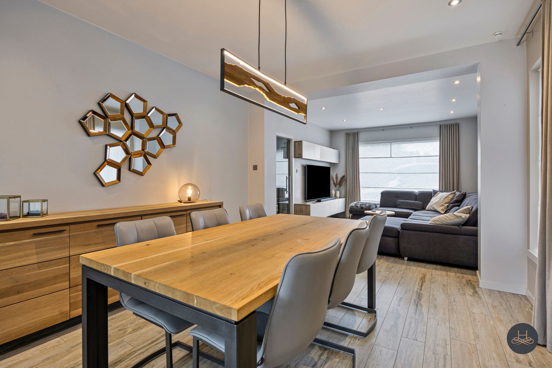 Instapklare, gerenoveerde woning met open karakter foto 6