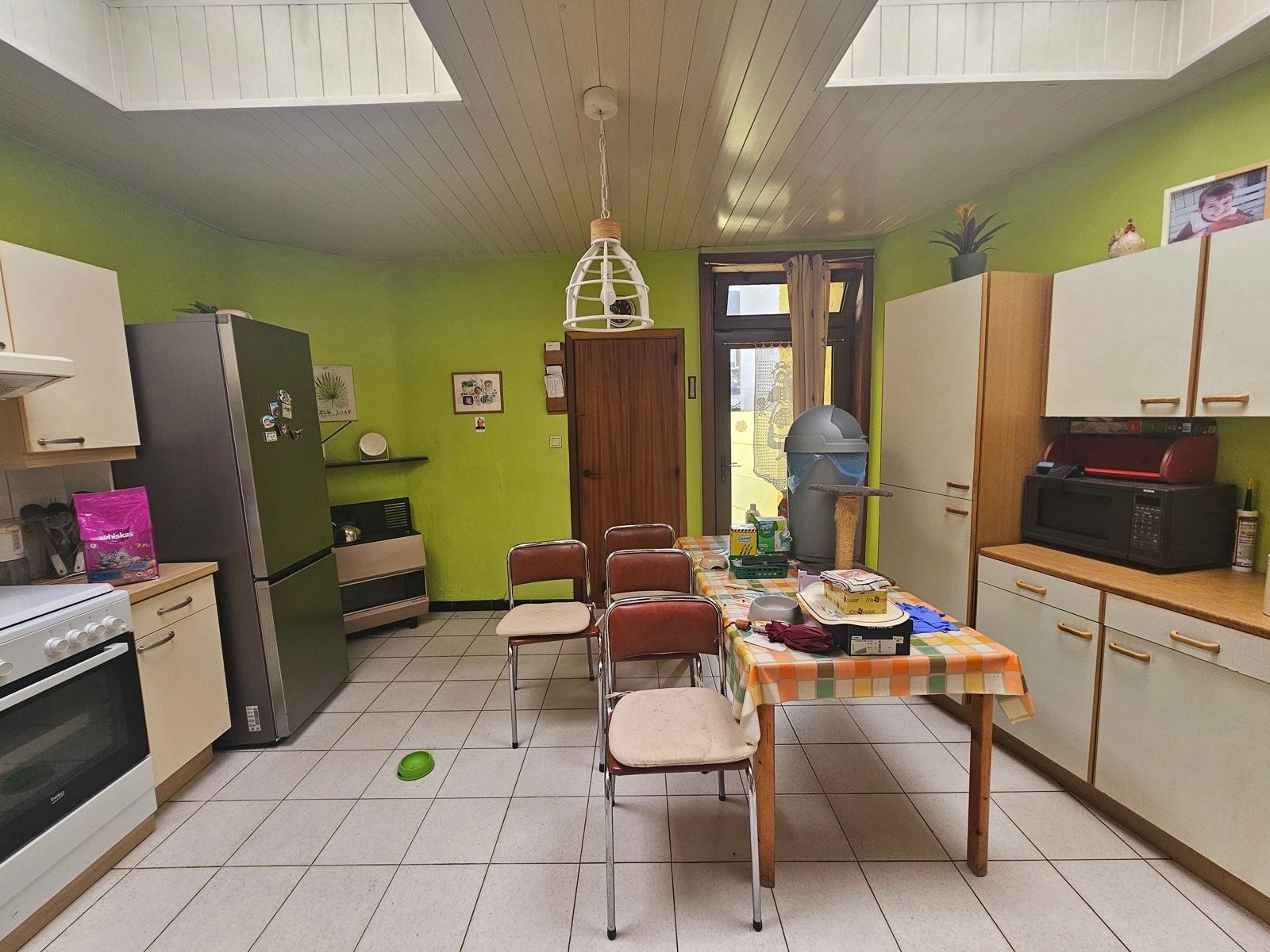 Goed gelegen woning met 3 slaapkamers foto 5