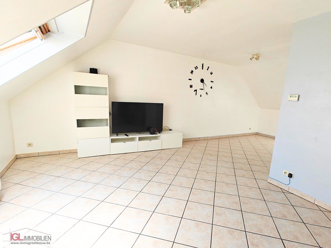 Lichtrijk éénslaapkamer appartement te huur foto 5