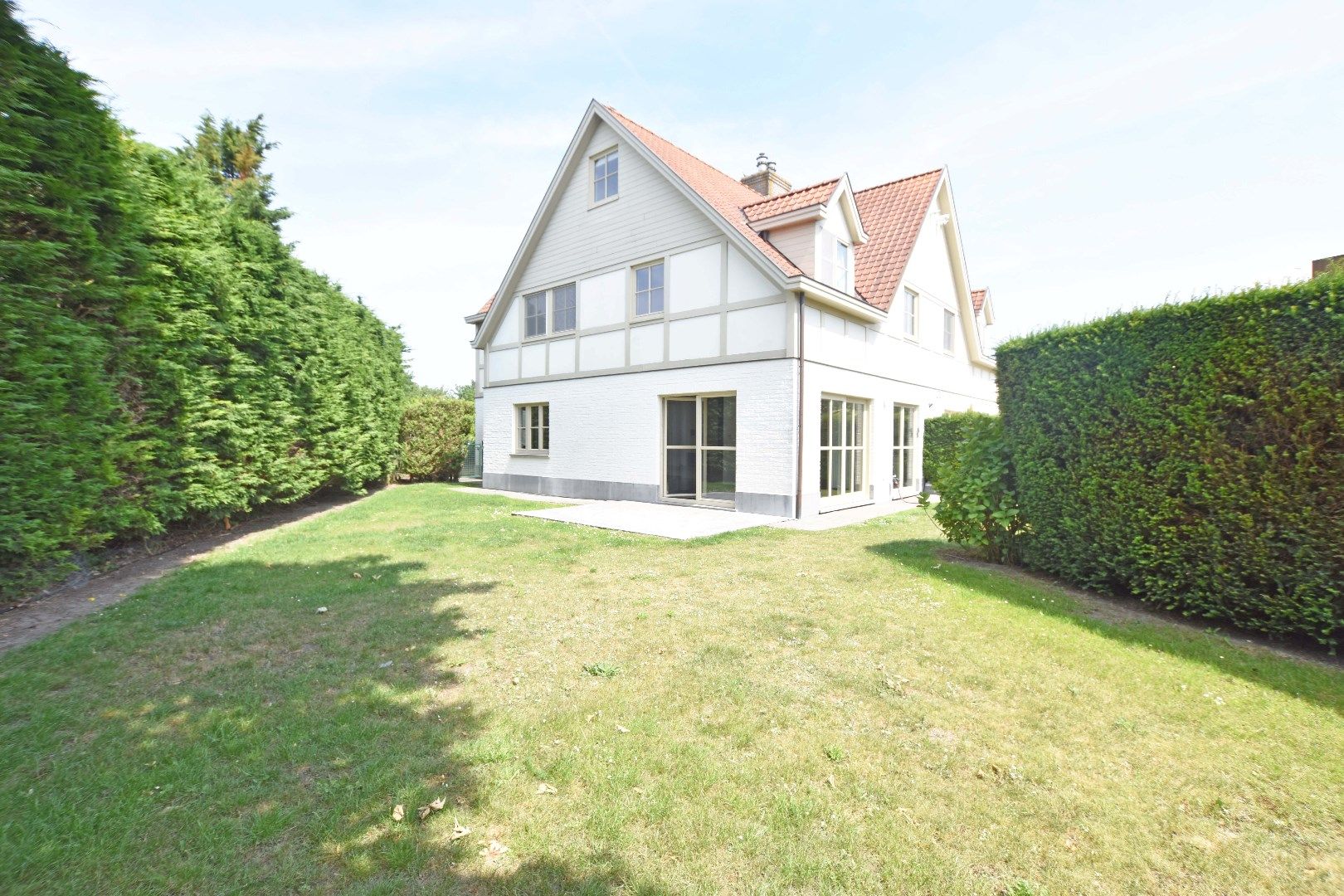 Mooi onderhouden koppelvilla, gelegen aan de rand van Knokke foto 14