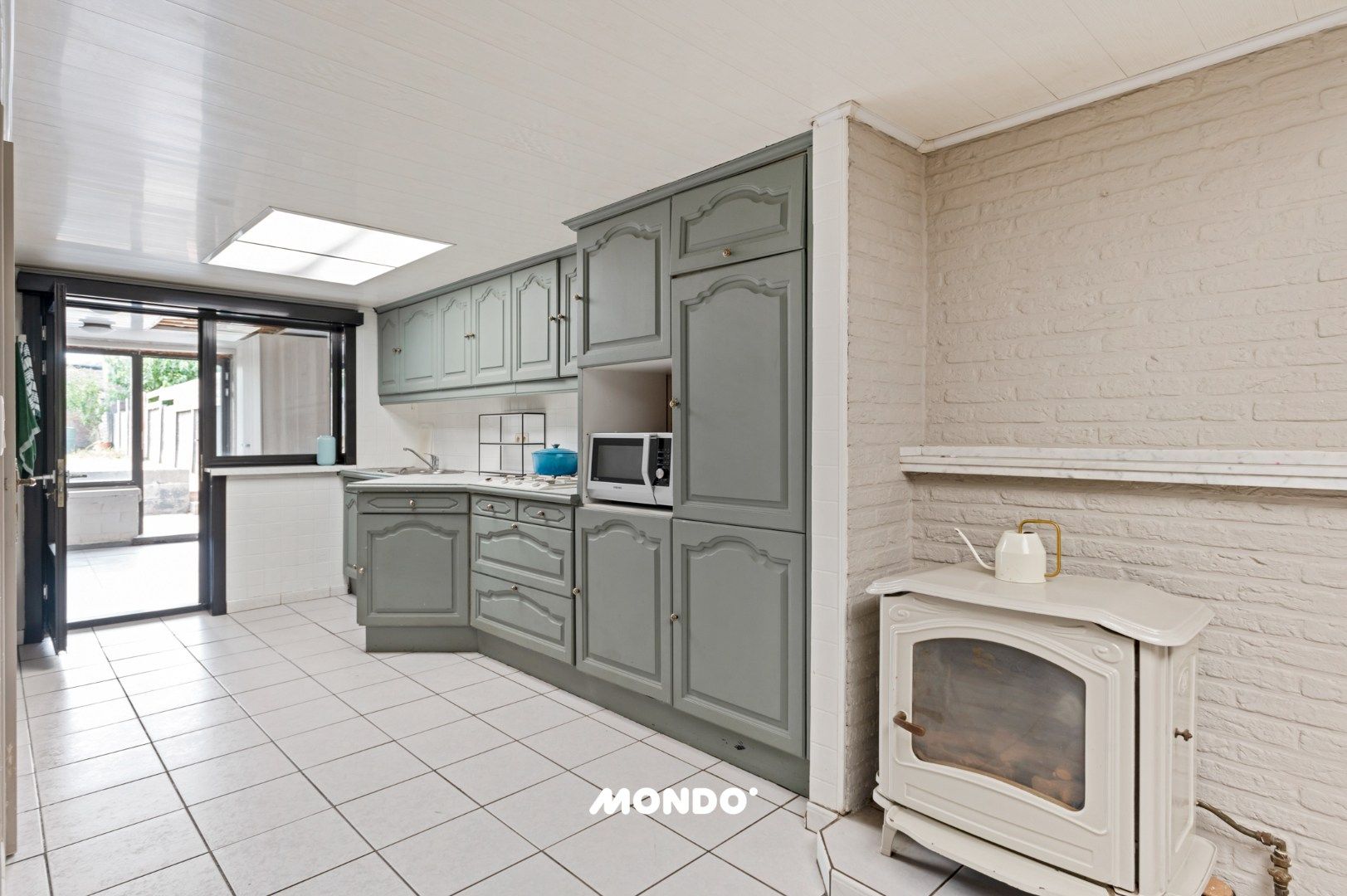 Charmante woning met westgerichte tuin te Hemiksem foto 6