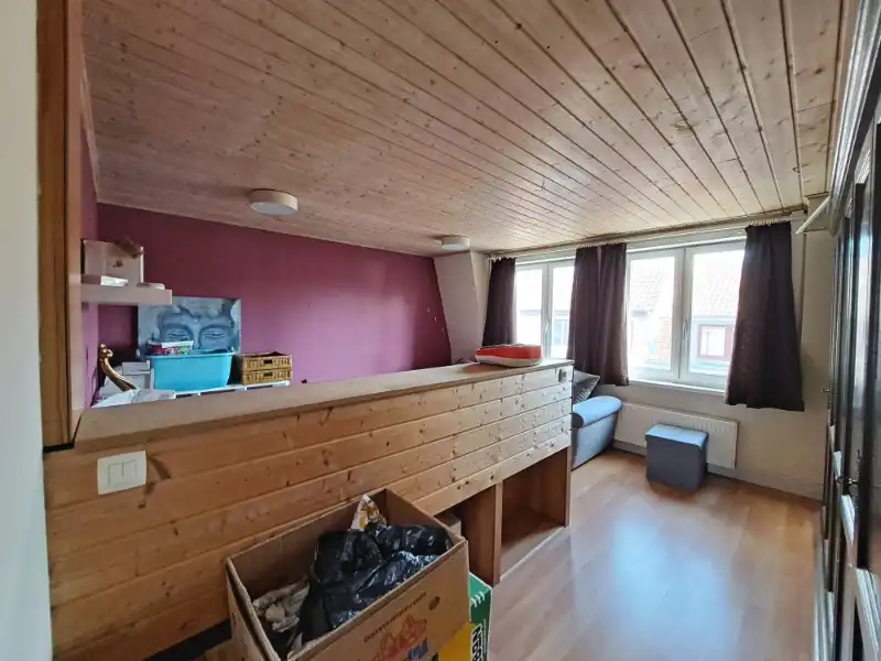 Vernieuwde 4-slaapkamerwoning met ruim TERRAS te huur in Brugge foto 13