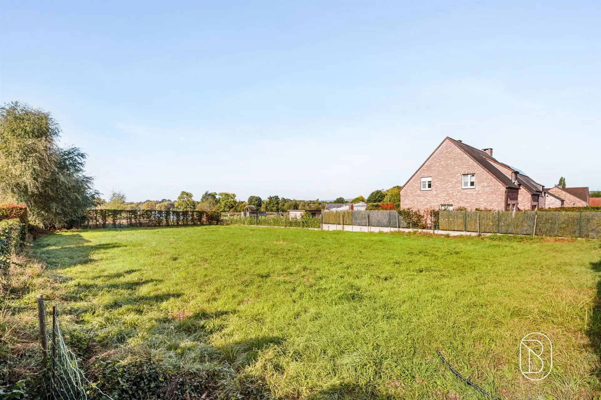 Prachtige bouwgrond van 1.052 m² op een uitstekende ligging foto 3