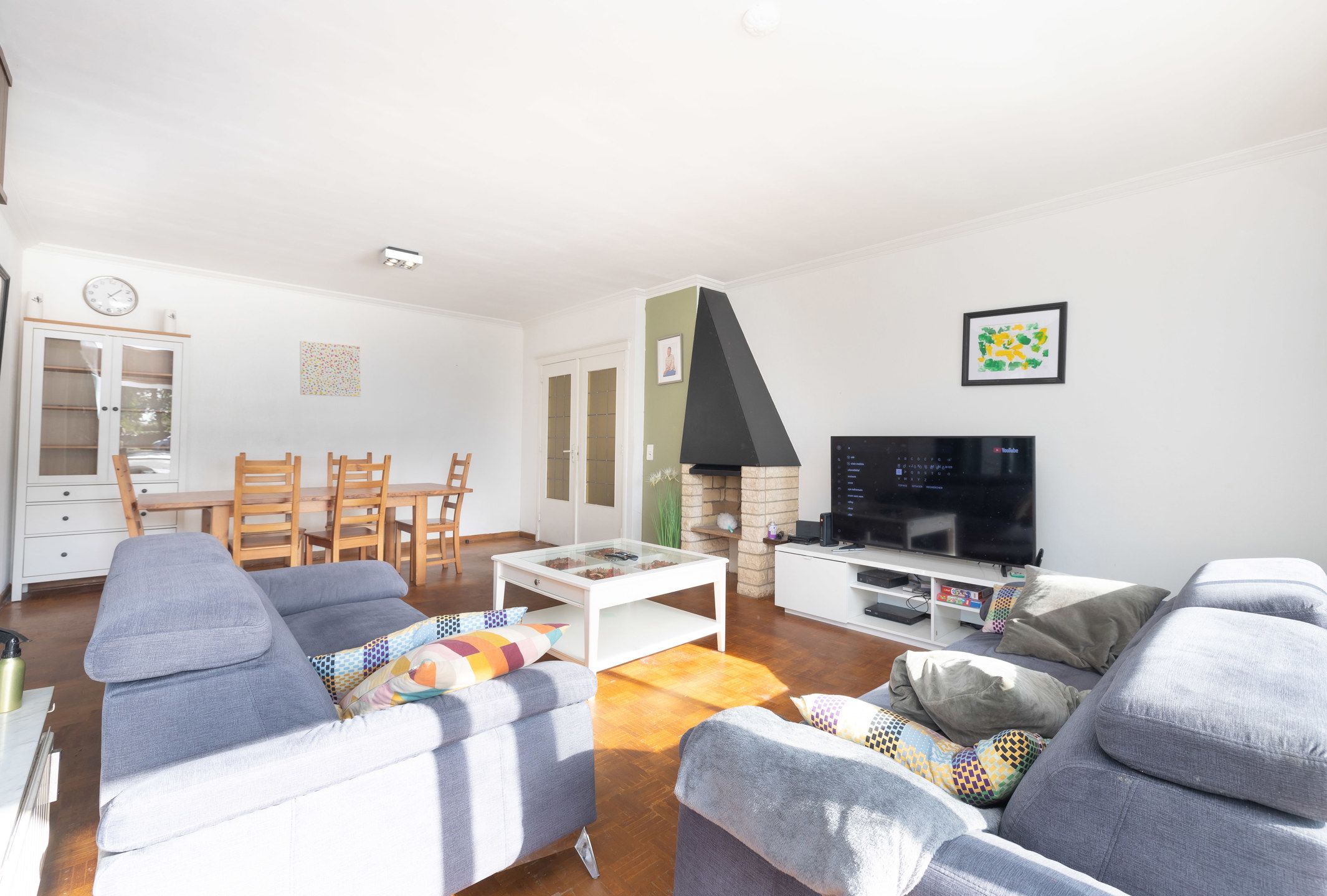 Ruime 3 slaapkamerwoning van ongeveer 105m² foto 2