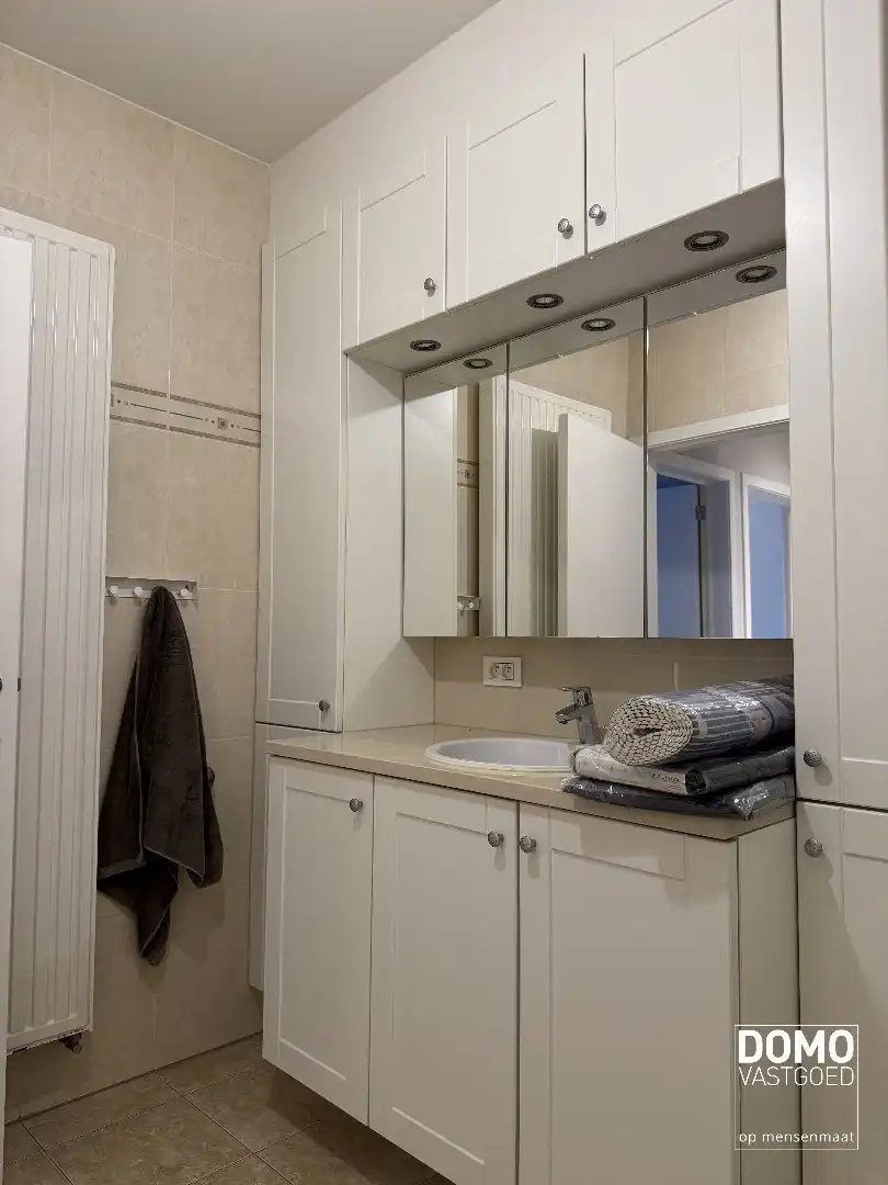 Ruim gemeubeld 2-slaapkamer appartement met terras op benedenverdieping in Halen foto 9