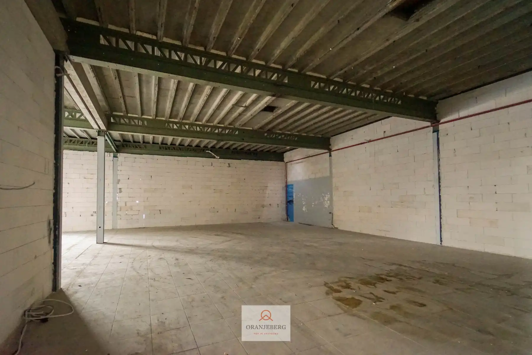 Magazijn (433,77 m²) te huur in Gent foto 8