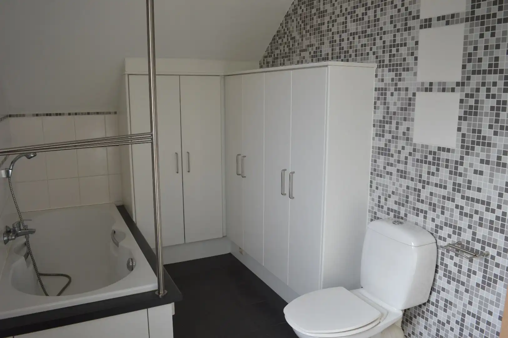 Mooi gelegen villa foto 16