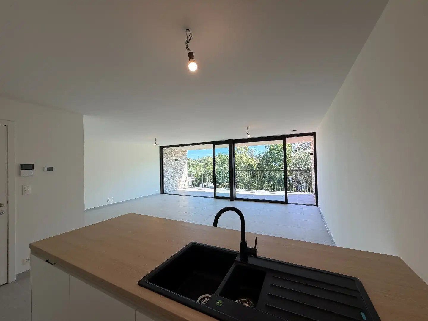 Nieuwbouwappartement met ruim terras foto 3