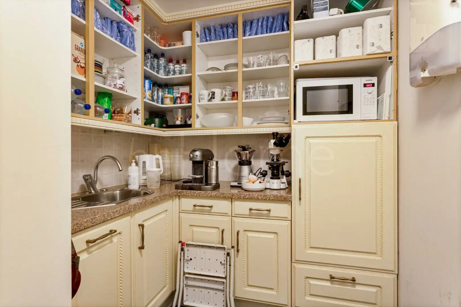 Exclusieve praktijkruimte met drie consultatieruimtes in het centrum van Merchtem foto 23