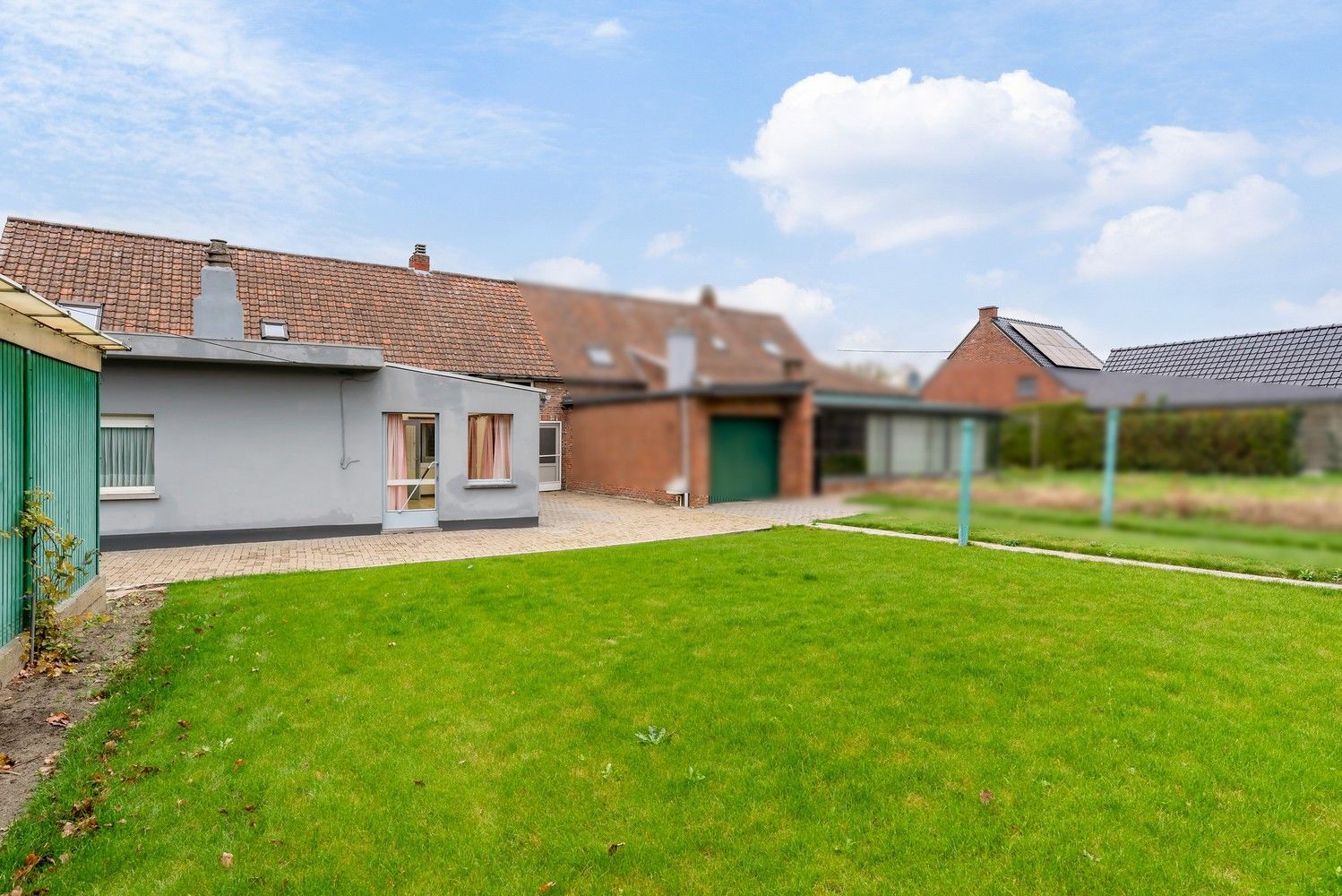 Ruime halfopen bebouwing foto 28