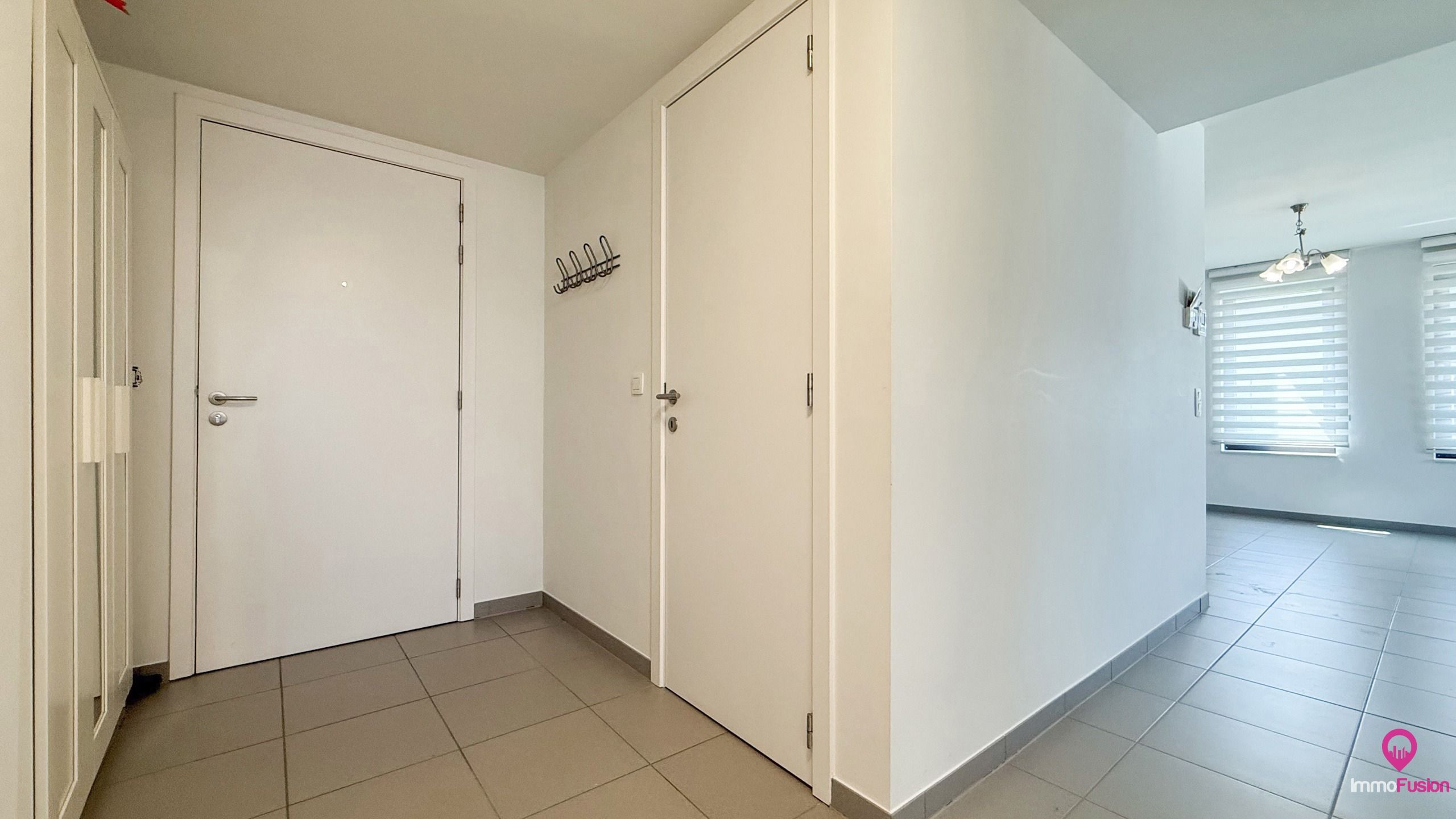 Modern instapklaar appartement met 2slk en een leuk terras! foto 14