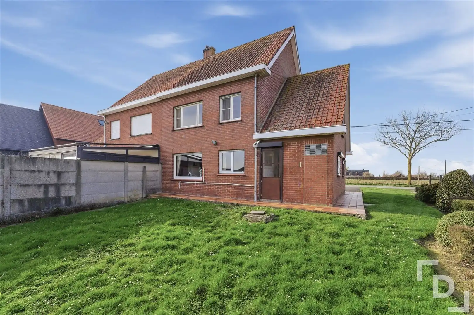 Te renoveren HOB met enorme tuin met landelijke verzichten te koop in Dikkebus foto 21