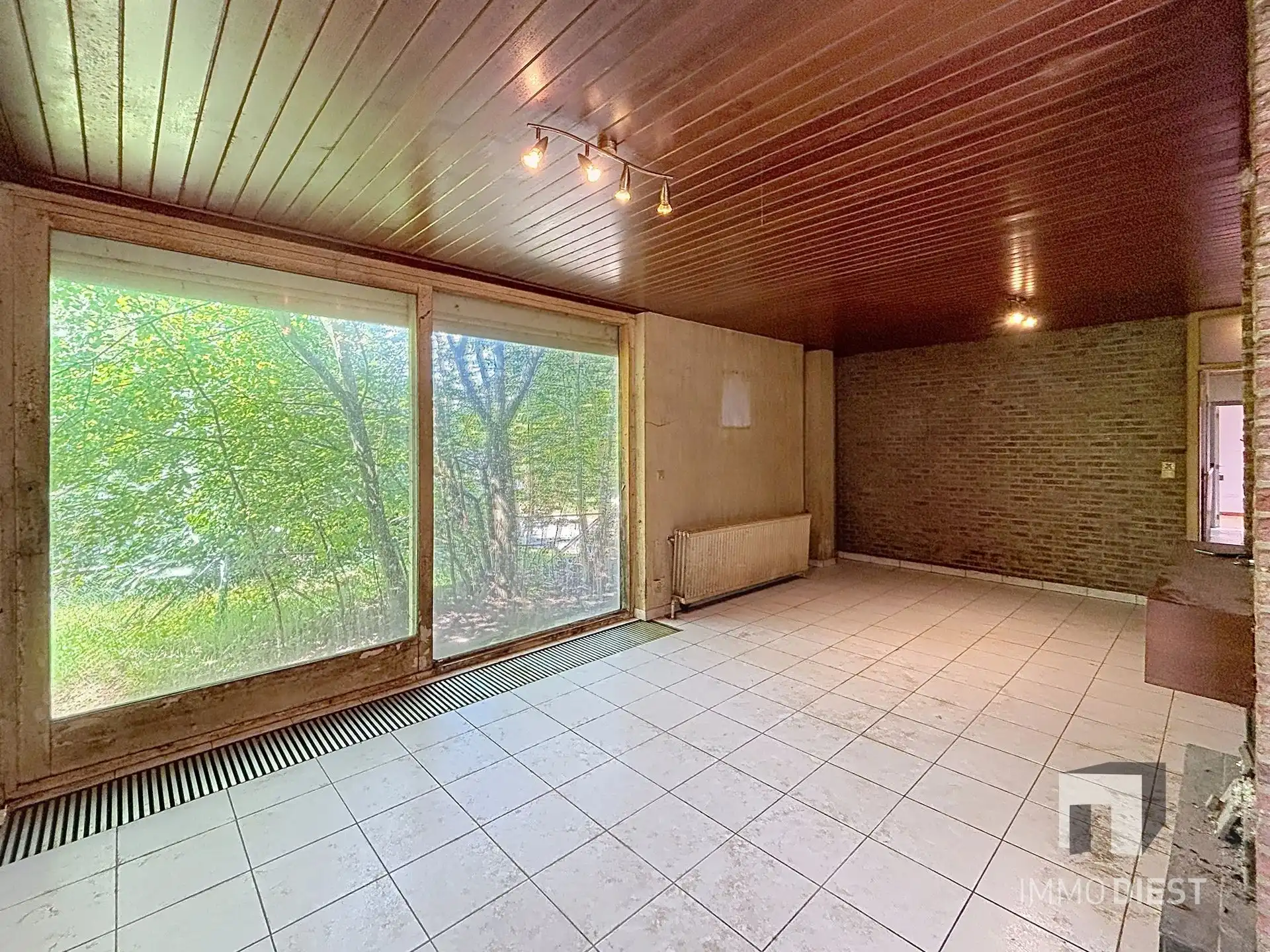 Totaal te renoveren woning of afbraak en heropbouw op 15a 88ca. foto 7