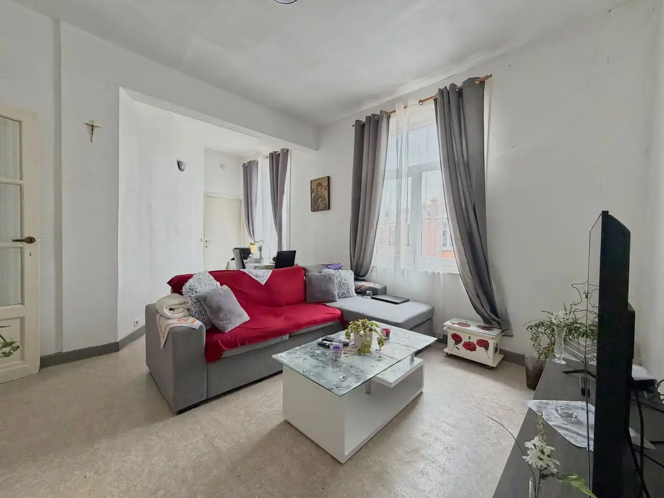Appartementsgebouw met 3x appartementen met stabiele huurinkomsten! foto 6