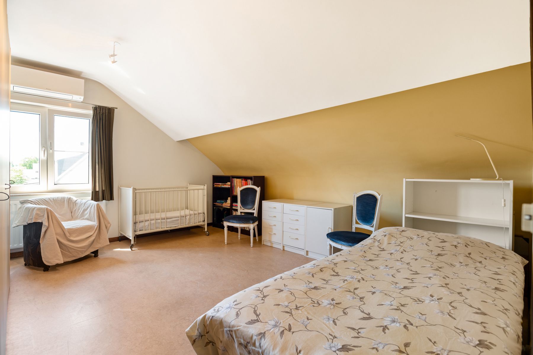 Ruime villa met praktijkruimte in rustige doodlopende straat. foto 28