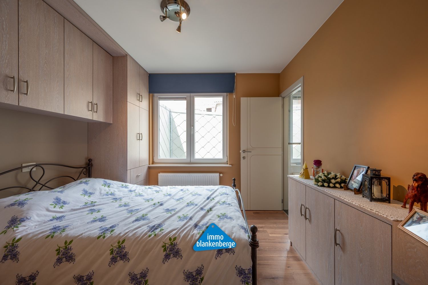 Instapklaar 1-slaapkamerappartement op topligging vlak bij de zeedijk foto 11
