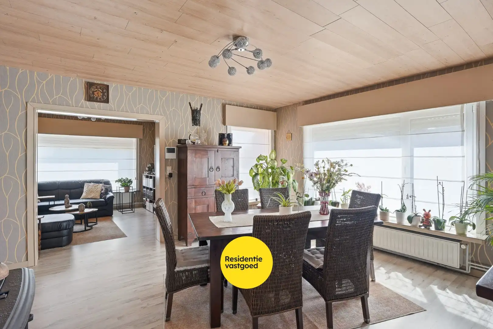 Charmante woning op 727 m² in het centrum van Eernegem foto 4