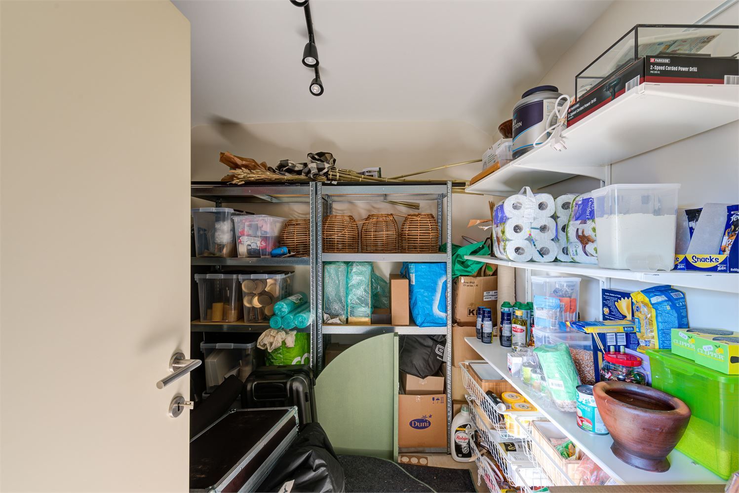 DUPLEXAPPARTEMENT MET 2 SLAAPKAMERS IN HET CENTRUM VAN BILZEN foto 15