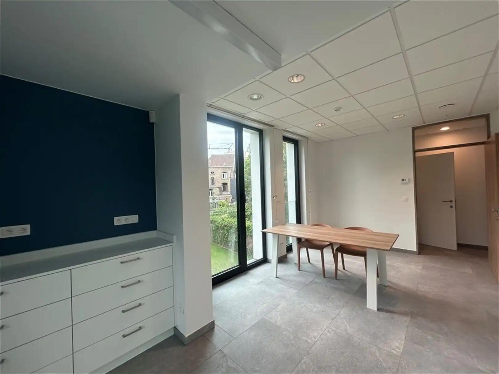 Kantoorgebouw foto 17