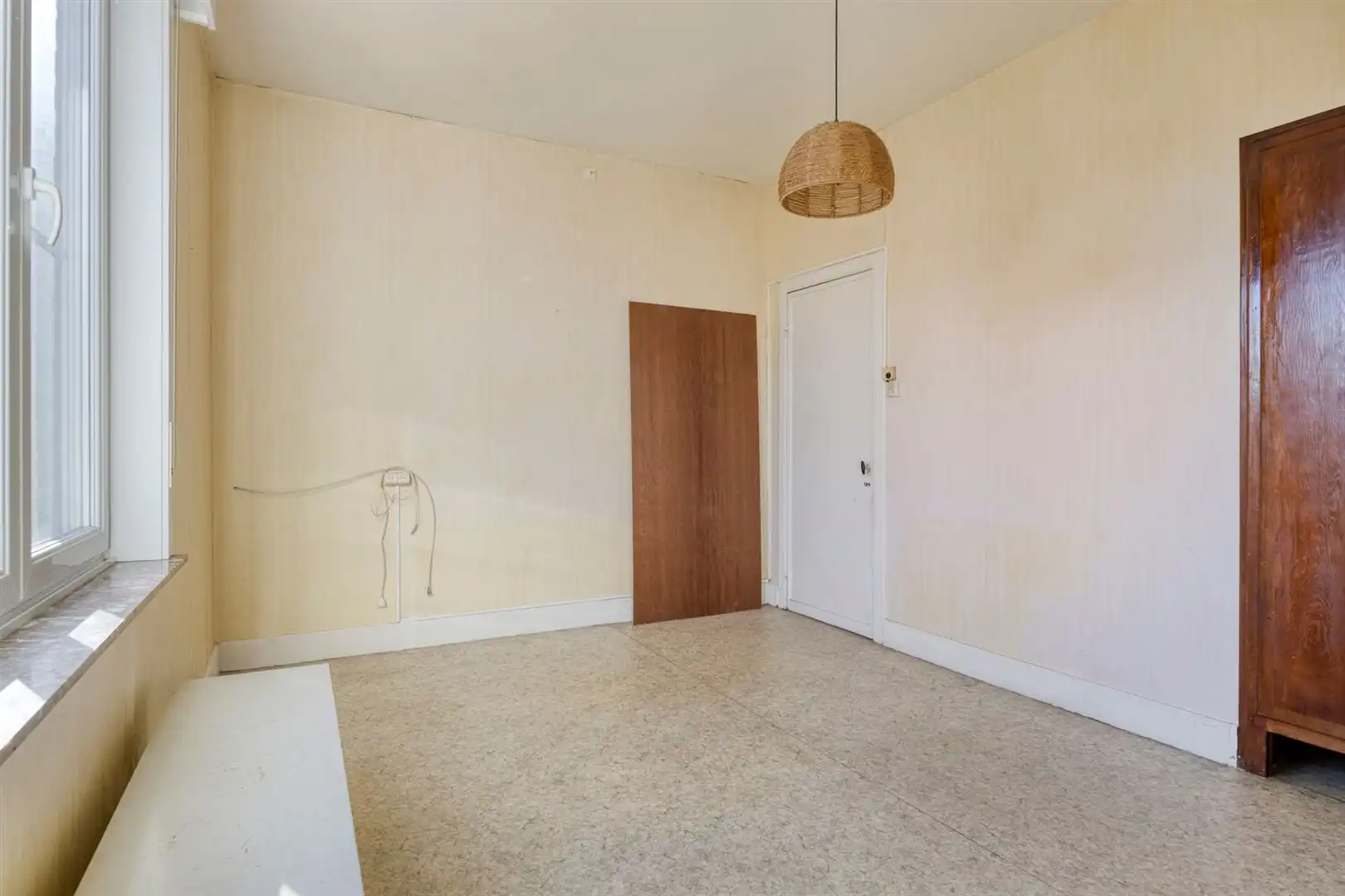 Deel te renoveren woning in deelgemeente Petegem foto 20