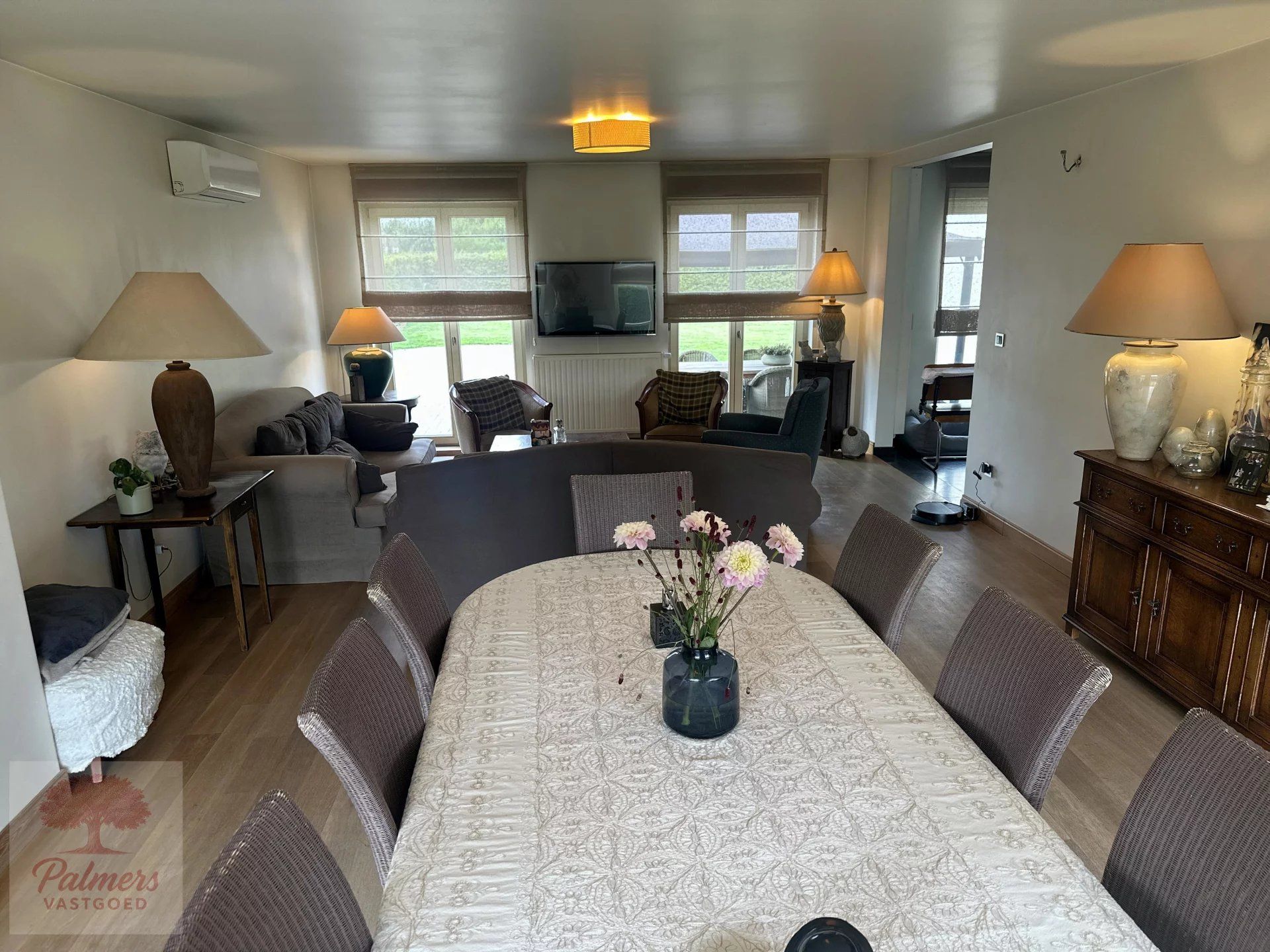 Discreet gelegen villa met karakter en comfort in hartje Alken foto 7