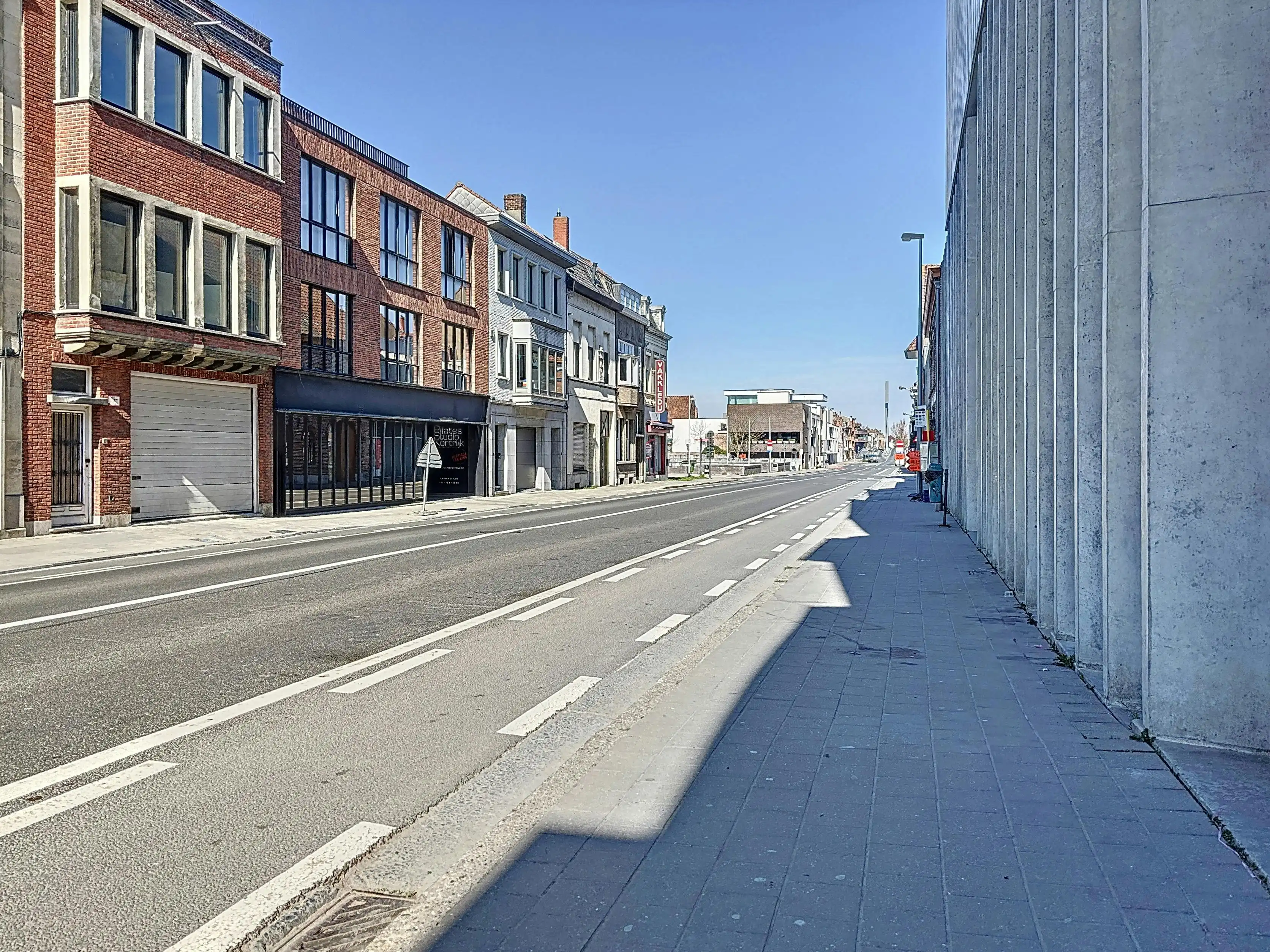 Garage te koop in Kortrijk!  foto 5