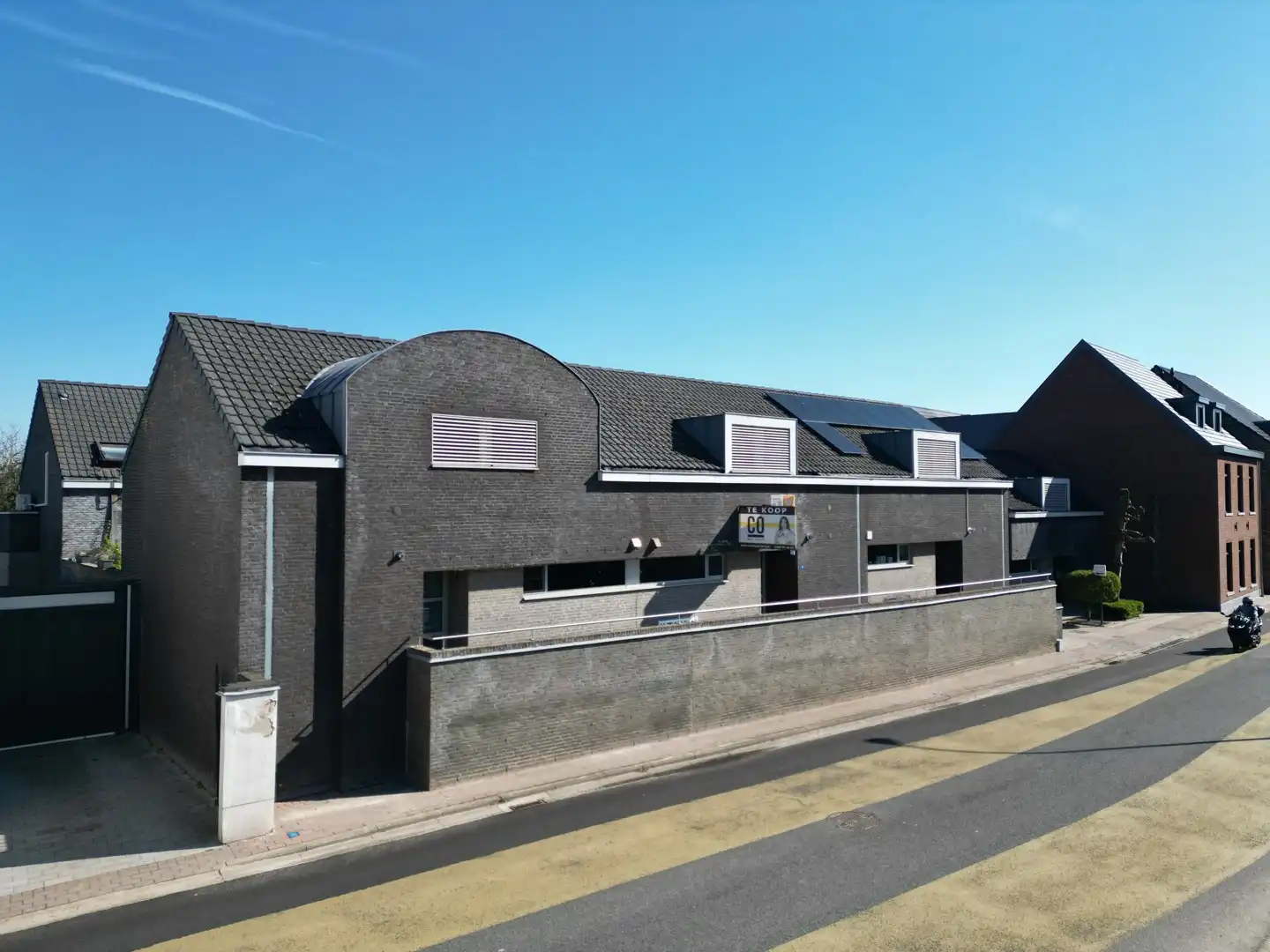 WONING MET 3 SLPKS TE KOOP - SMEERMAAS foto {{pictureIndex}}