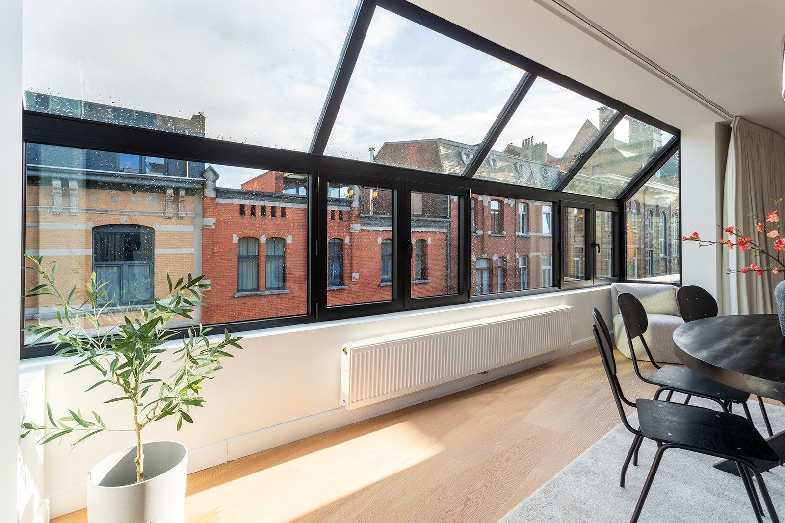 Penthouse met zonneterras in hartje Berchem foto 2