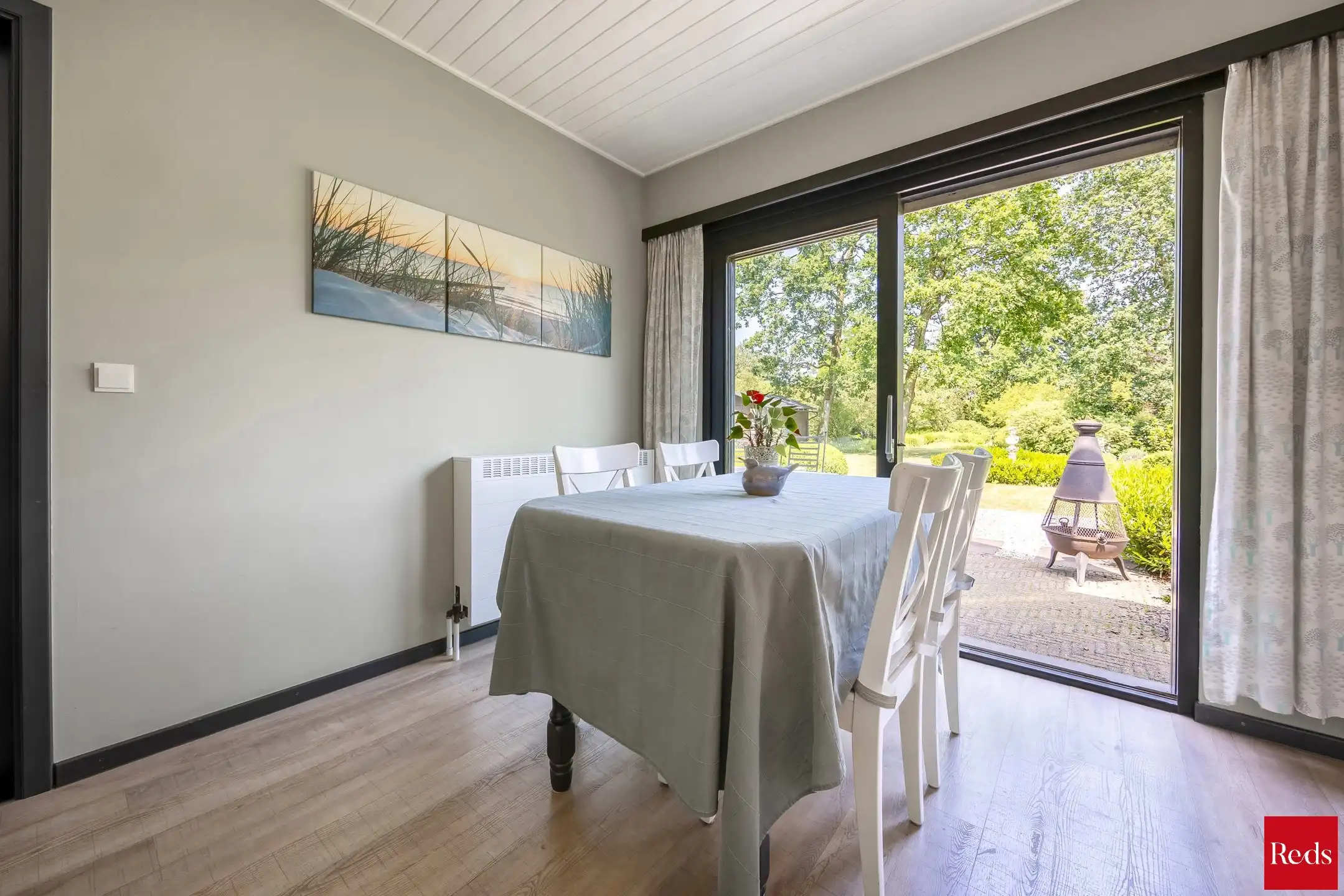 Charmante woning met uitzicht op blijvend groen foto 15