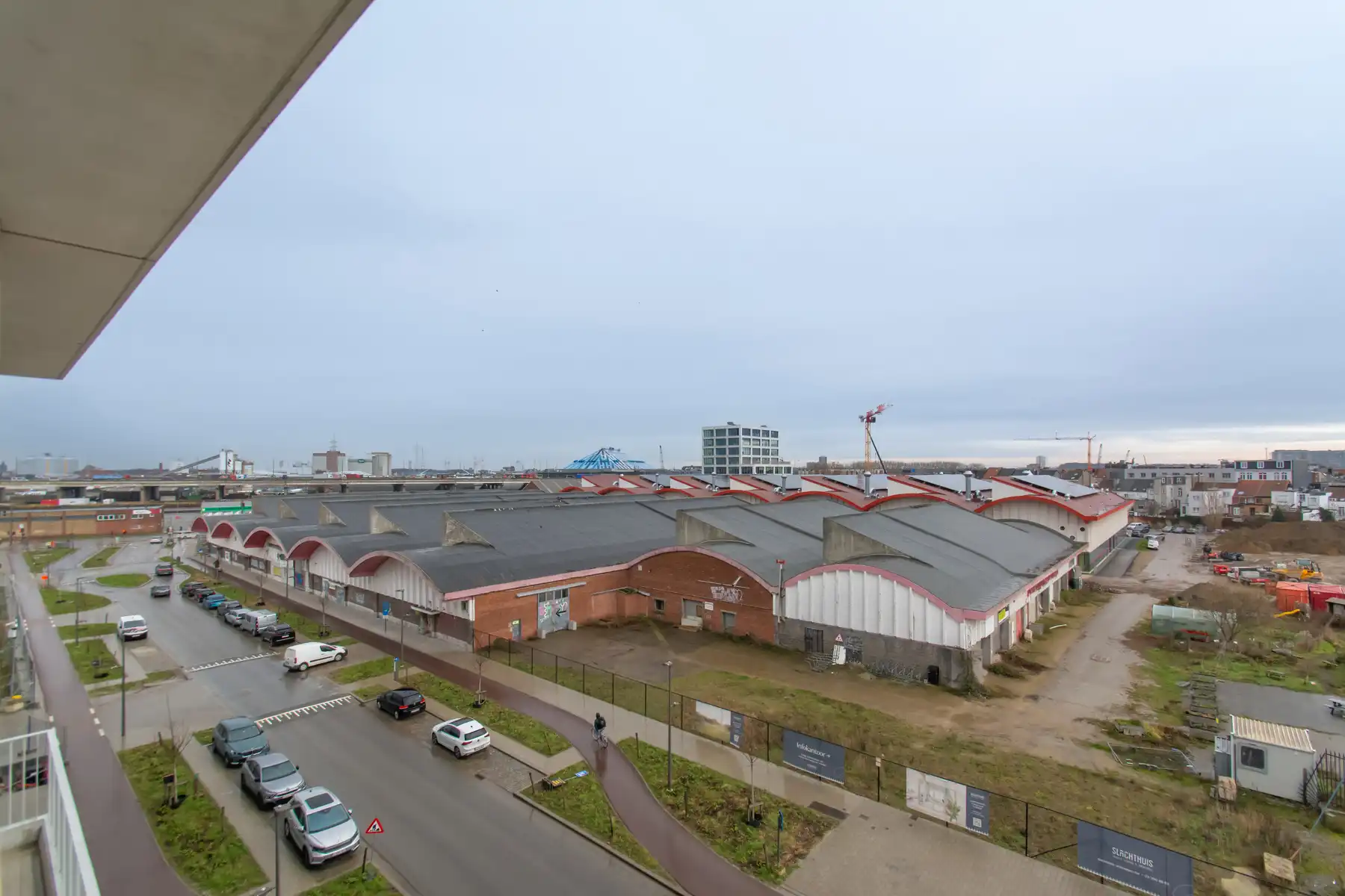 Prachtig ongemeubeld 1-kamer appartement (Groene Poort) foto 5