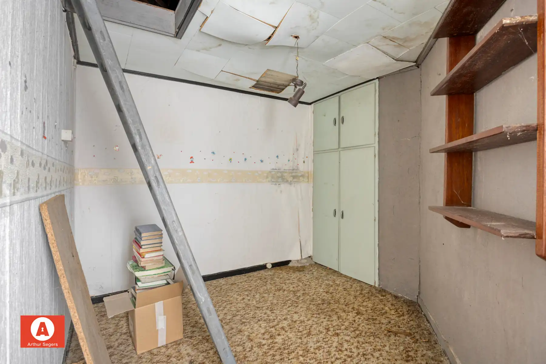Rustig gelegen renovatieproject nabij het centrum van Opstal foto 17