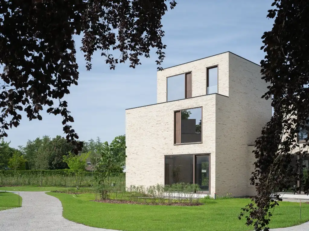 Architecturale woning met o.m 3 slaapkamers en 2 badkamers in het gegeerde Drongen foto 6