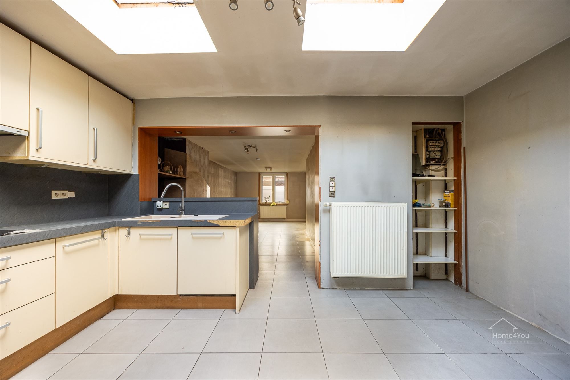 Op te frissen huis in Terhagen foto 7