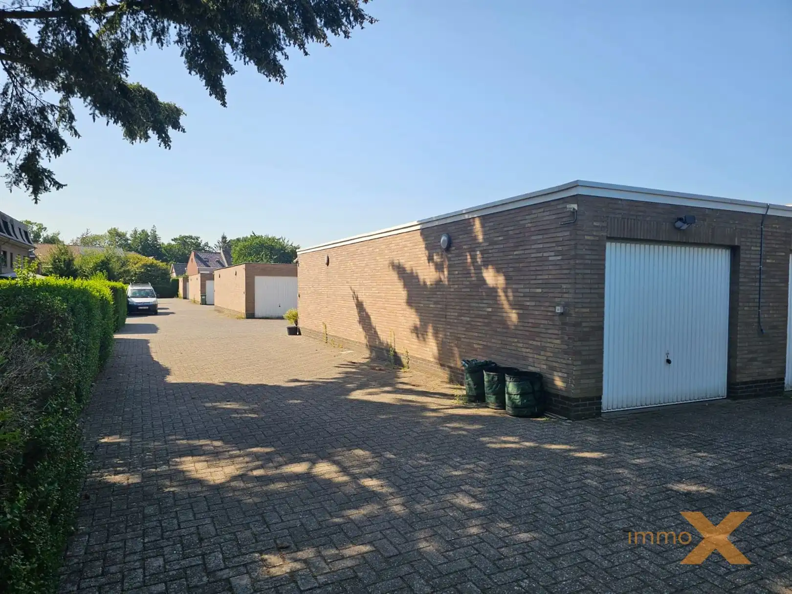 RUIM 2 SLPK APPARTEMENT MET GARAGE EN GROTE ZOLDER foto 22