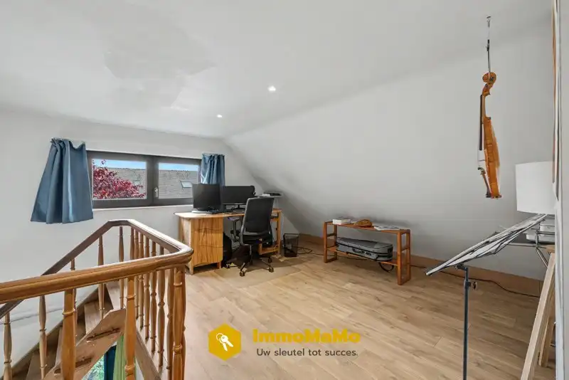 VERKOCHT - VILLA MET 4 SLAAPKAMERS EN TUIN&WEIDE (3314m²) EN 3 PAARDENSTALLEN foto 24