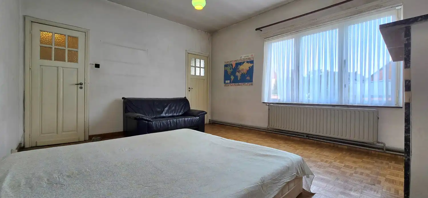 Te renoveren gesloten bebouwing te koop foto 18