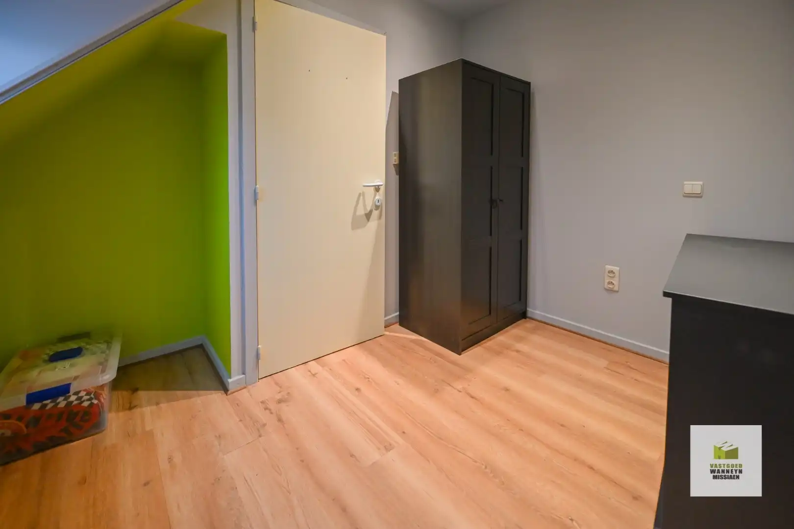 Ruime gezinswoning met tuin, 3 slaapkamers en een grote garage  foto 26