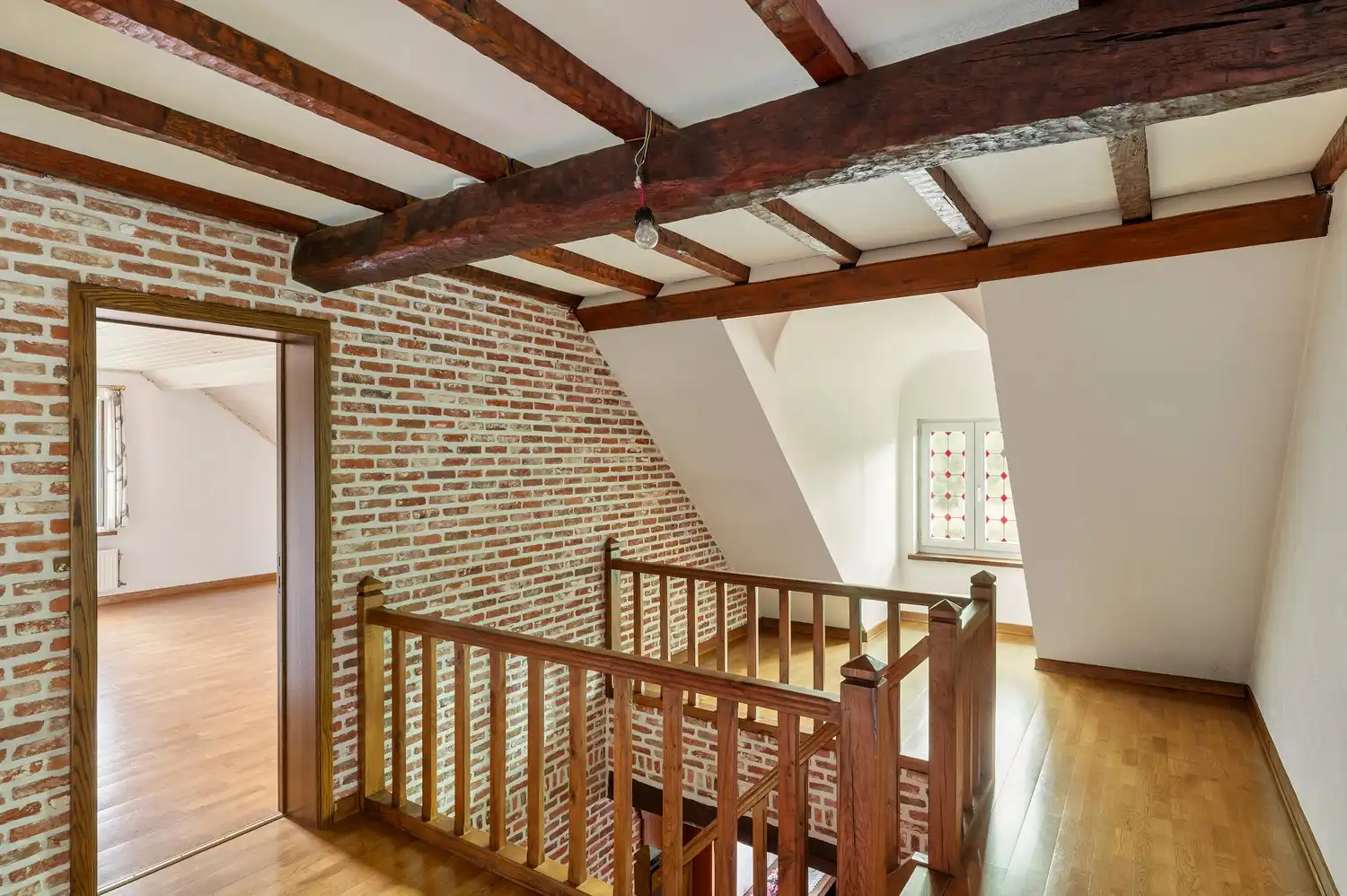 Ruime woning | 6 slpks | grote tuin foto 19