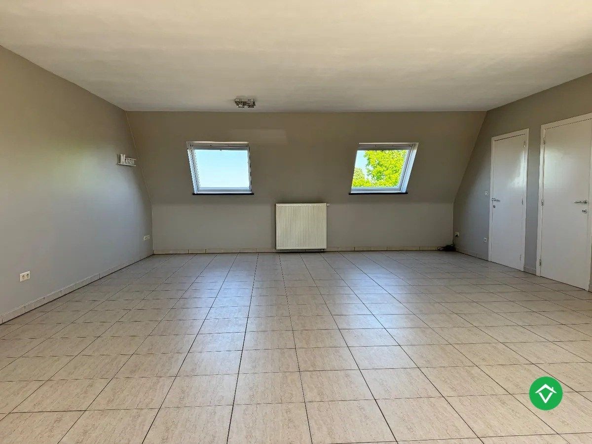 Appartement met 3 slaapkamers en garage te Houthulst  foto 5