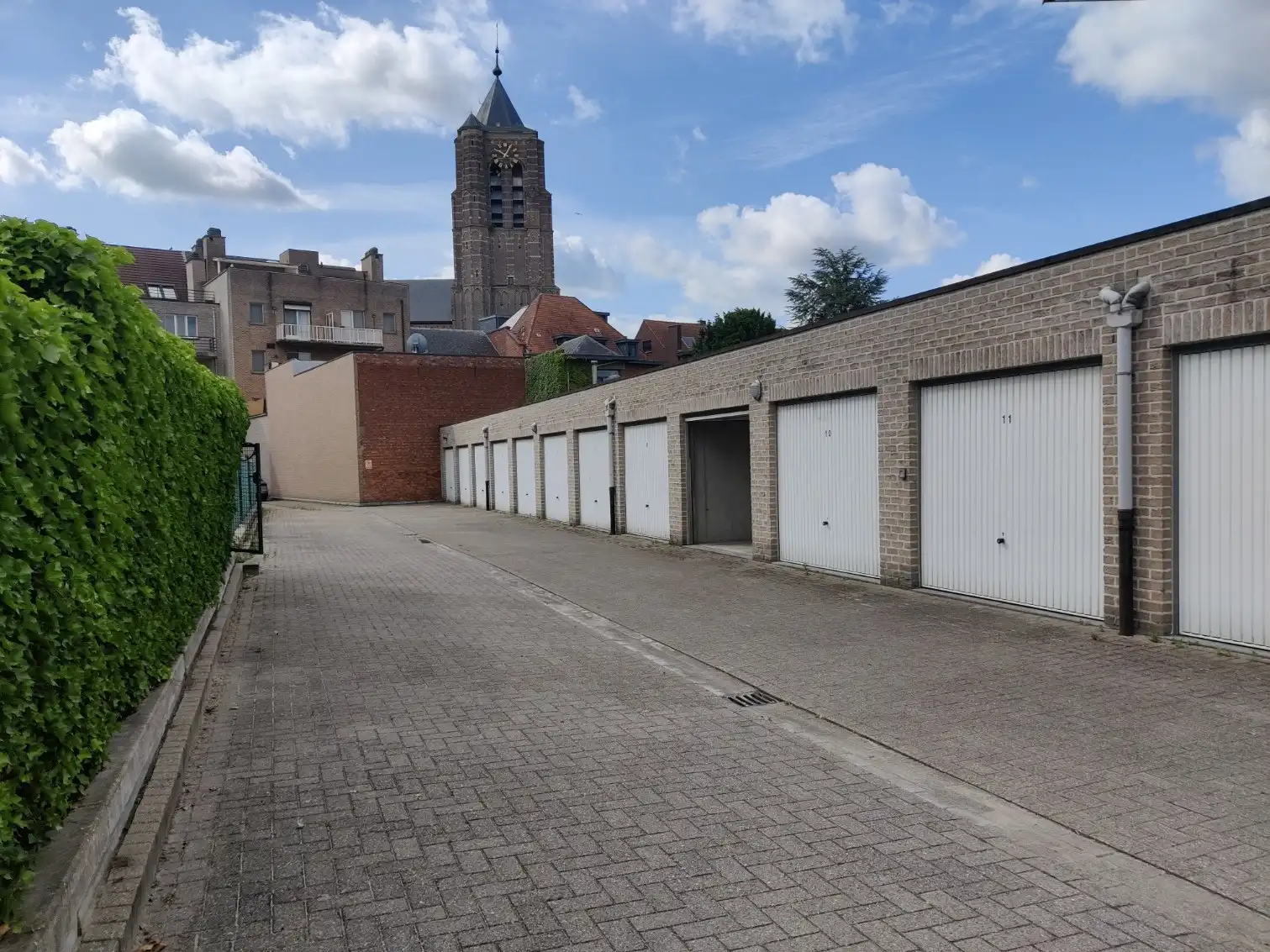 Garage in het centrum van Mol ! foto 4