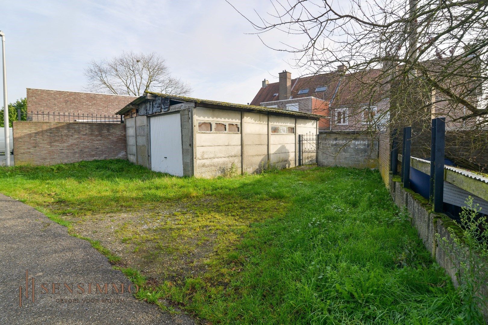 Rijwoning met tuin en garage! foto 18