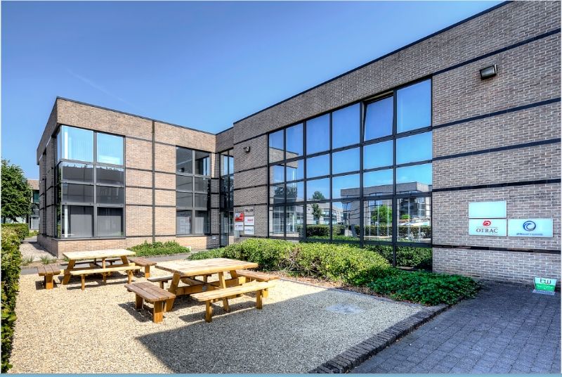 Kantoren en magazijnen te huur foto {{pictureIndex}}
