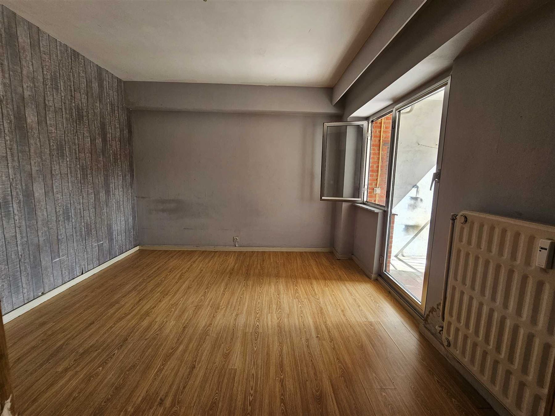 Zeer ruim appartement !!! foto 10