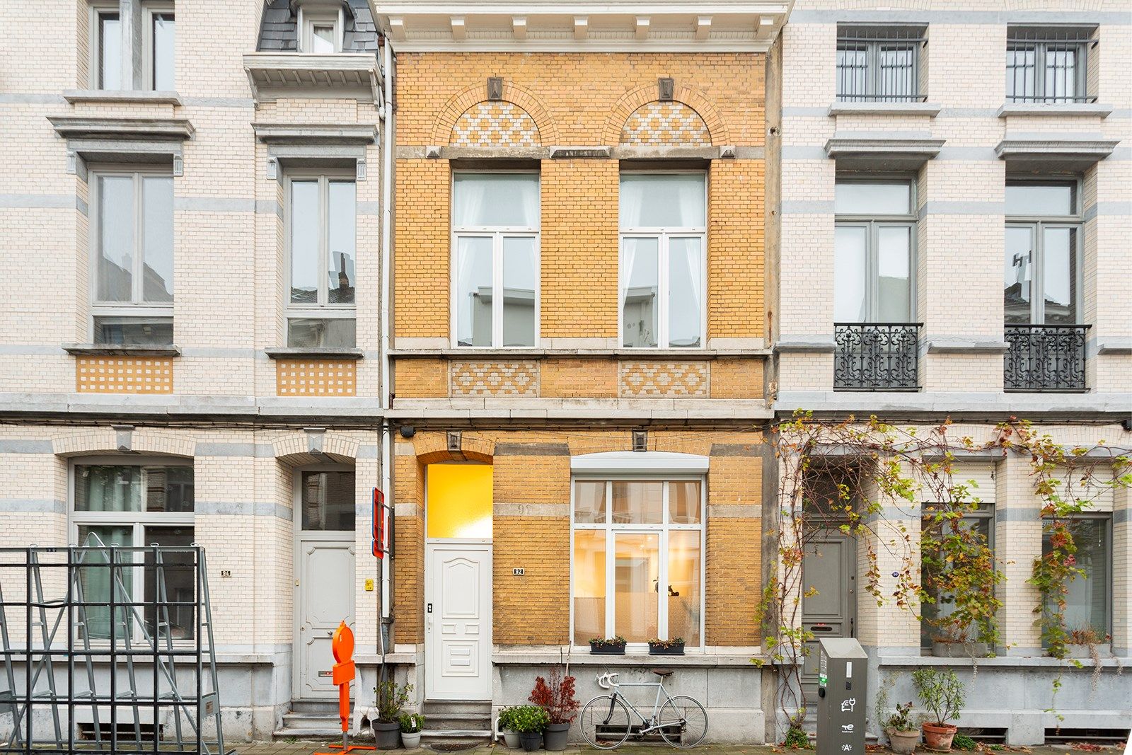 Prachtig instapklare woning met 4 slaapkamers foto 2