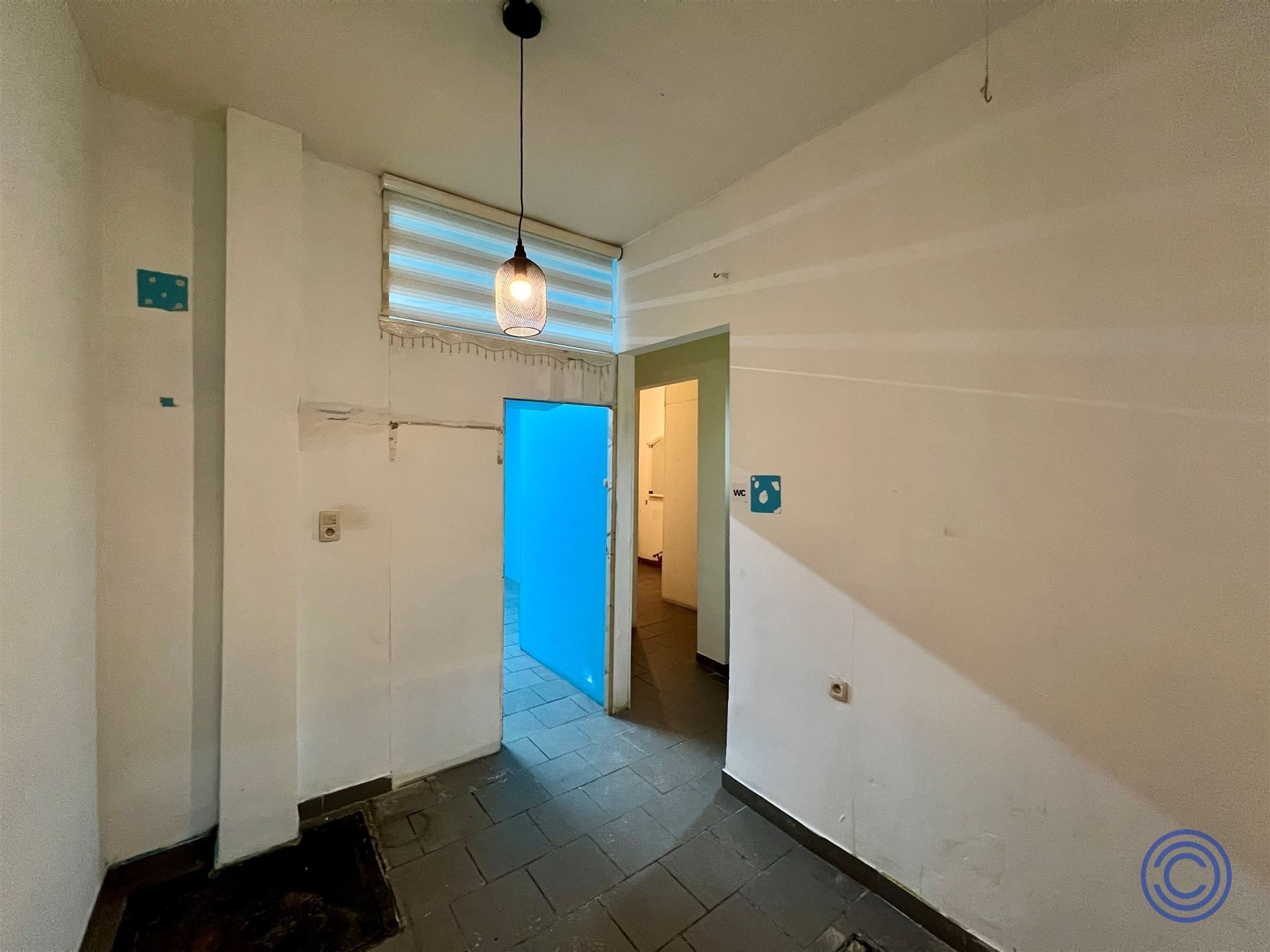 Handelspand ca. 145m² met hoge plafonds op AAA-locatie! foto 6